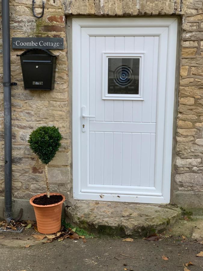 Cotswold Coombe Cottage Wotton-under-Edge Exterior photo